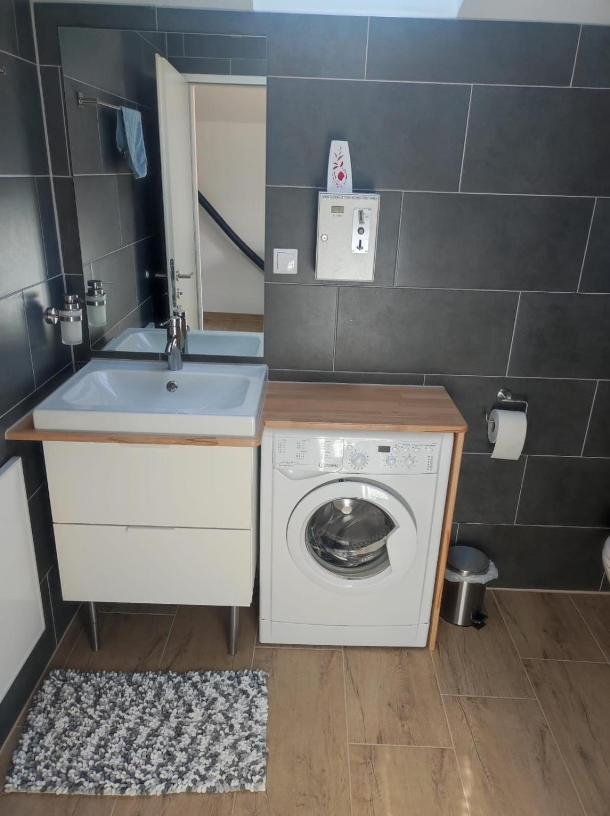 Ferienwohnung Dani Kottmannsdorf Luaran gambar